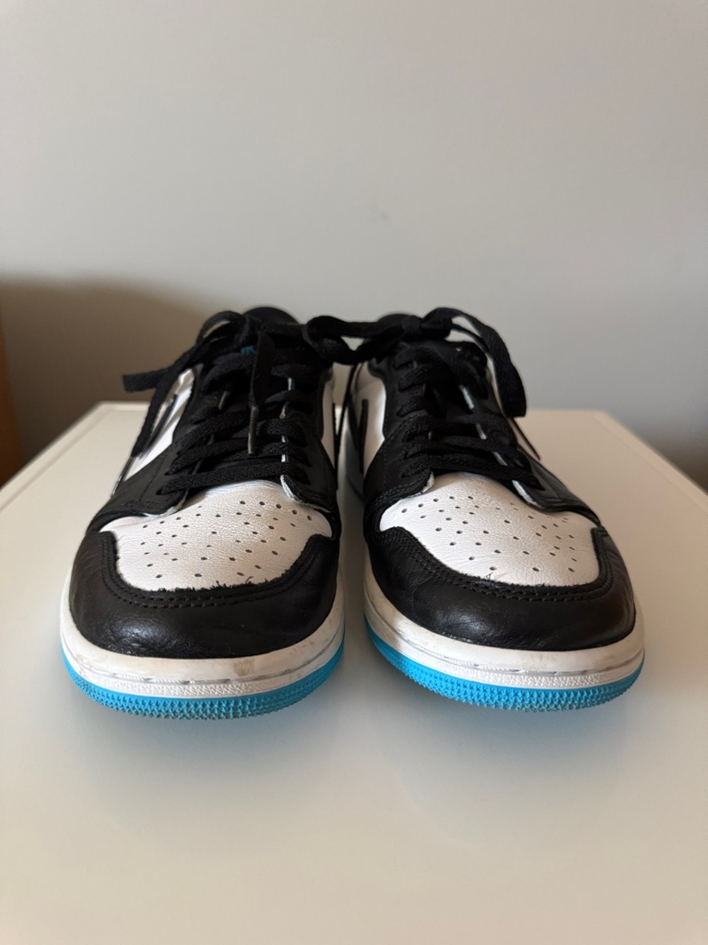 The Jordan 1 Low OG Obsidian UNC